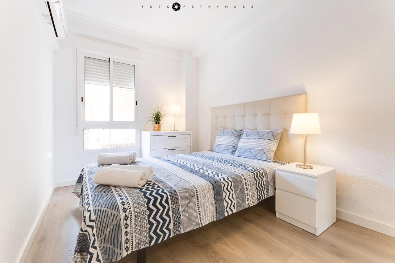 Marina Alicante Apartment - City Center Экстерьер фото